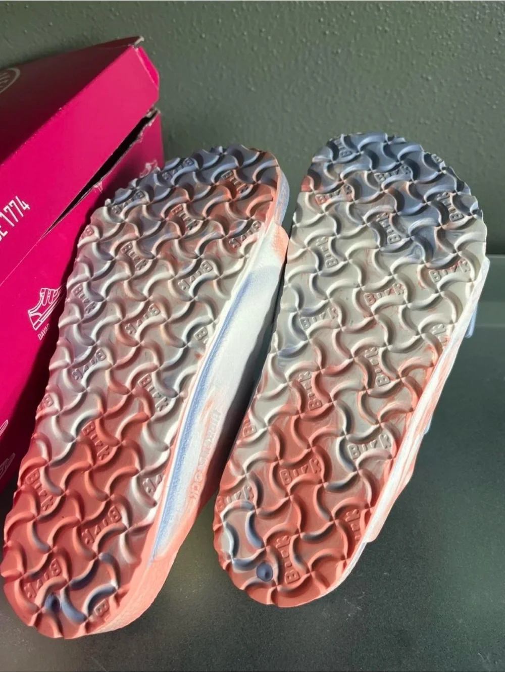 Birkenstock Arizona EVA Kids Sandals – Coral Peach – Size 28 / US Kids 10 – New